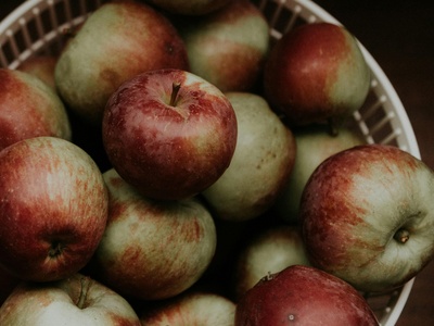 Apples