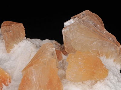 Heulandite