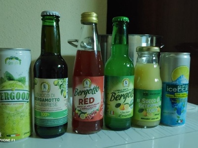 Carbonated soft drink