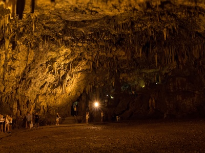 Drogarati Cave