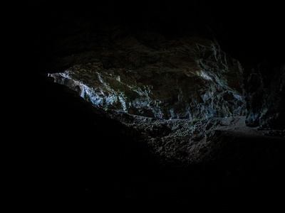 Hang Tối (Dark Cave)