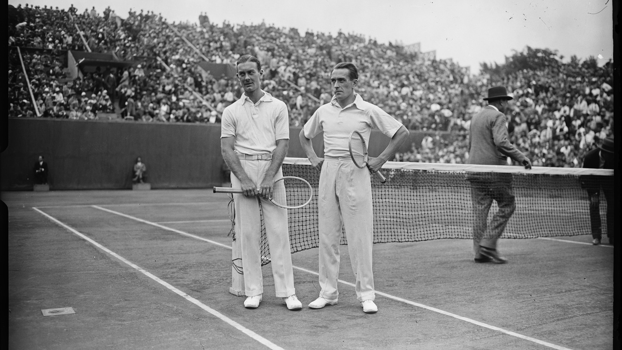 Portraits and early classroom of chemical engineering pioneers