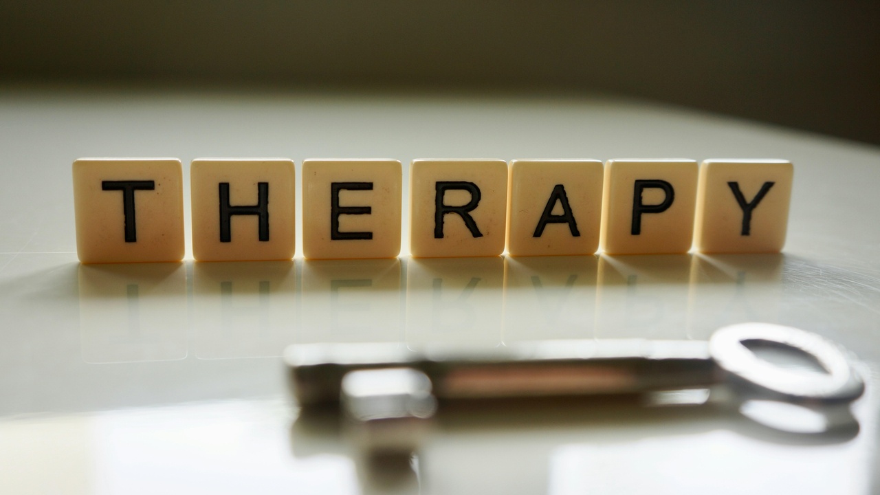 Graphical representation of symptom reduction over multiple therapy sessions