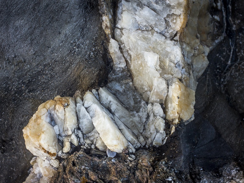 Minerals in South Dakota: The Complete List - 33Science