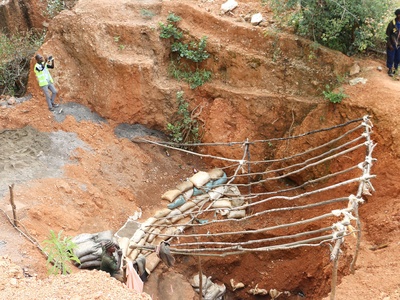 Artisanal / small‑scale mining