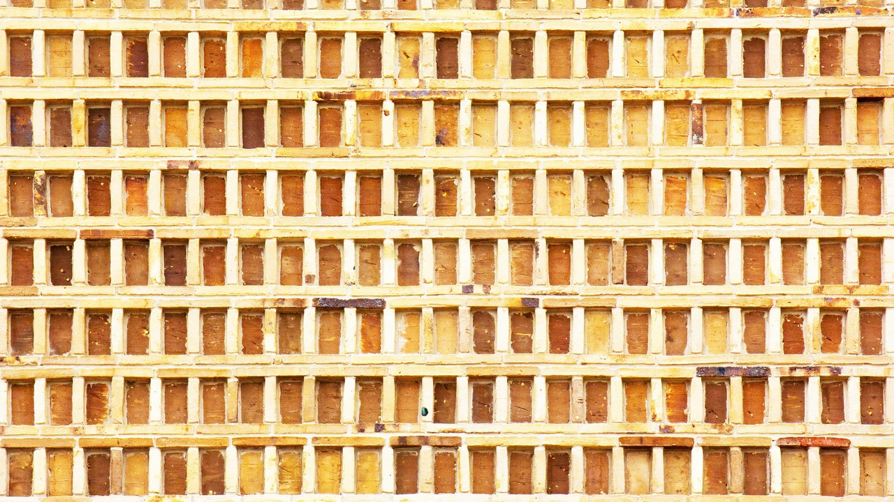 Historic calculation tools: abacus and slide rule