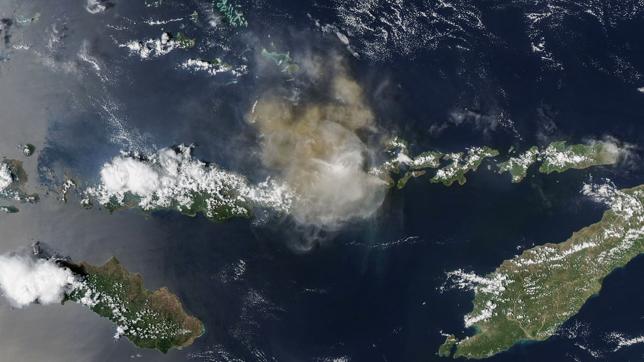 Scenes of volcanic ash affecting aviation and collapsed buildings from earthquake showing different disaster impacts.