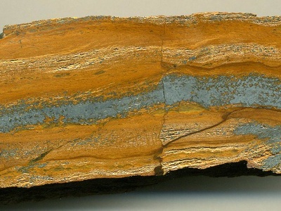 Iron (hematite/magnetite)