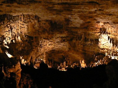 Natural Bridge Caverns