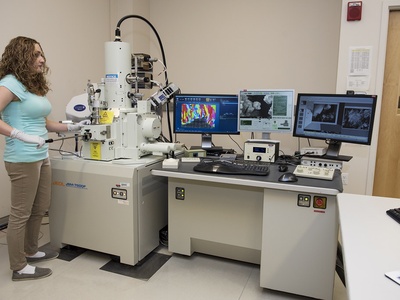 Scanning Electron Microscope (SEM)