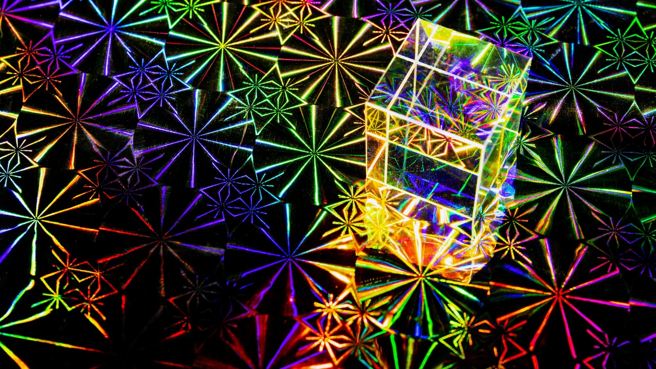 Portraits of Isaac Newton and Gottfried Leibniz with 17th century calculus imagery