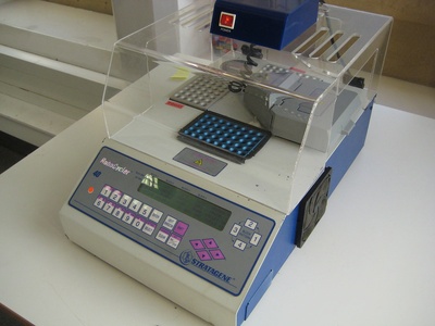 PCR Thermal Cycler