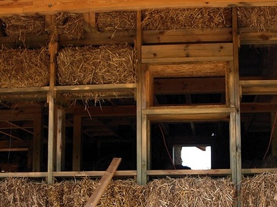 Straw bale