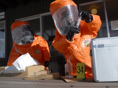 Waste Containers (chemical/biological)