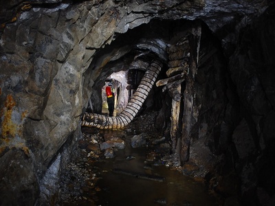 Wolframite (tungsten)