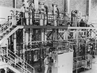 Distillation/evaporation