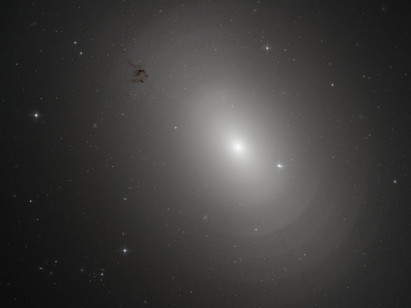 Examples of Elliptical Galaxies: The Complete List - 33Science