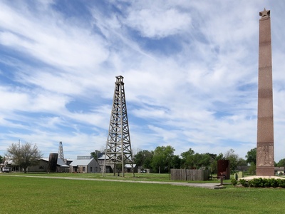 Spindletop-Gladys City Boomtown Museum